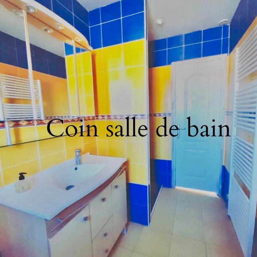 Studio au coeur du Ventoux Caromb Extérieur photo